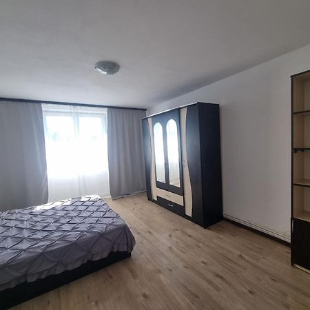 Apartament Central Питешти Экстерьер фото